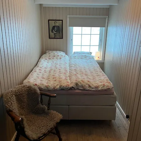 Holiday home Gardshus Med Unik Atmosfaere Sentralt I Sirdal Tjorhom