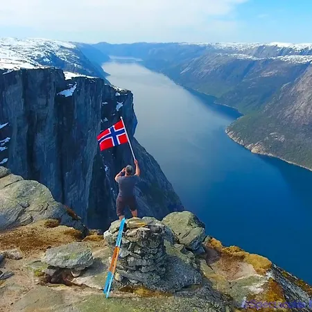 Gardshus Med Unik Atmosfaere Sentralt I Sirdal Дом отдыха Tjorhom